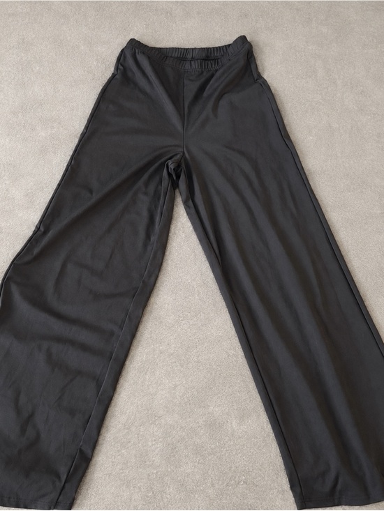 SHEIN Pants - Black High-Waisted Stretch Straight-Leg Pants